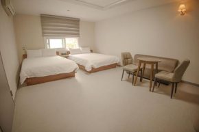 Отель Trevi Hotel  Пукчеджу
